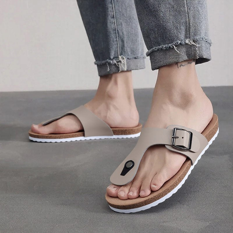 WalkKaro Men’s Summer Slide Sandals – Thick Sole | Non-Slip Round Toe Cover | Beige | Outdoor & Hiking Wear