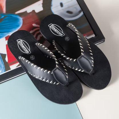 WalkKaro Men’s Closed-Toe Beach Sandals – PU Upper | Casual Outdoor & Indoor Wear